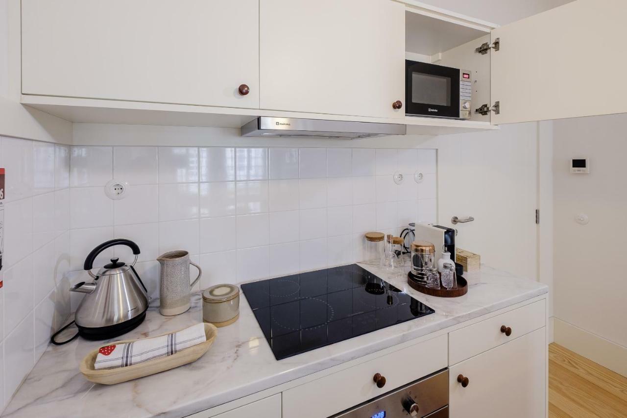 Boutique Rentals-Flores Plaza In City Historical Center بورتو المظهر الخارجي الصورة