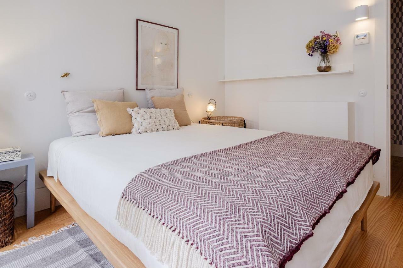 Boutique Rentals-Flores Plaza In City Historical Center بورتو المظهر الخارجي الصورة